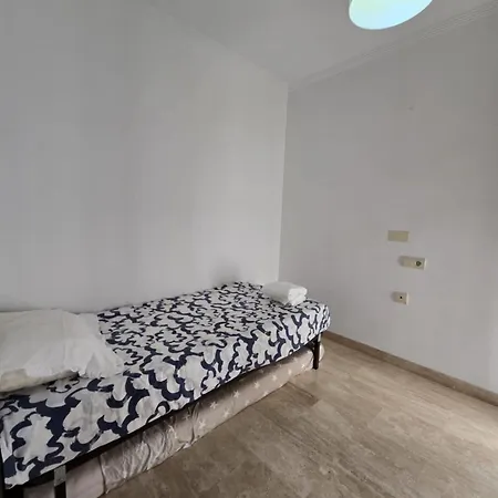 Oasis Ilicitano Lägenhet